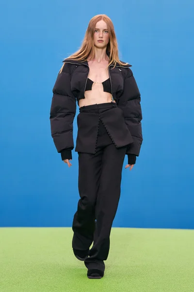 Look 60